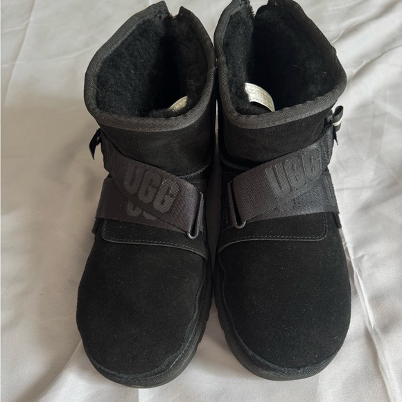 Mens UGGs boots size 10 - Picture 5 of 5